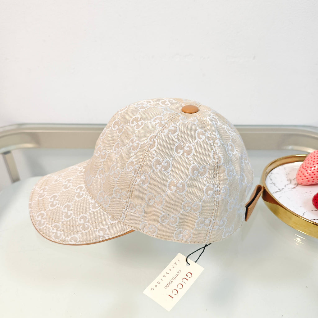 Gucci Original GG Canvas Baseball Cap – Beige & White Edition