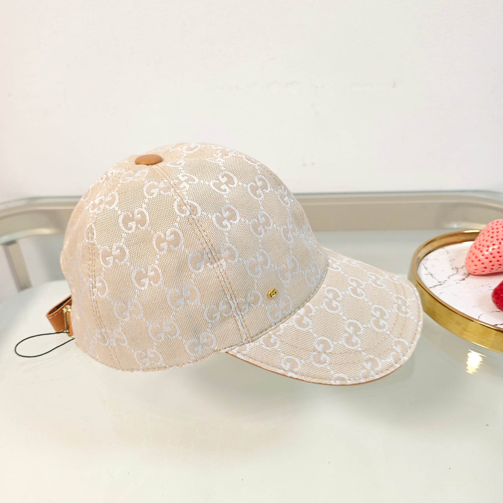 Gucci Original GG Canvas Baseball Cap – Beige & White Edition