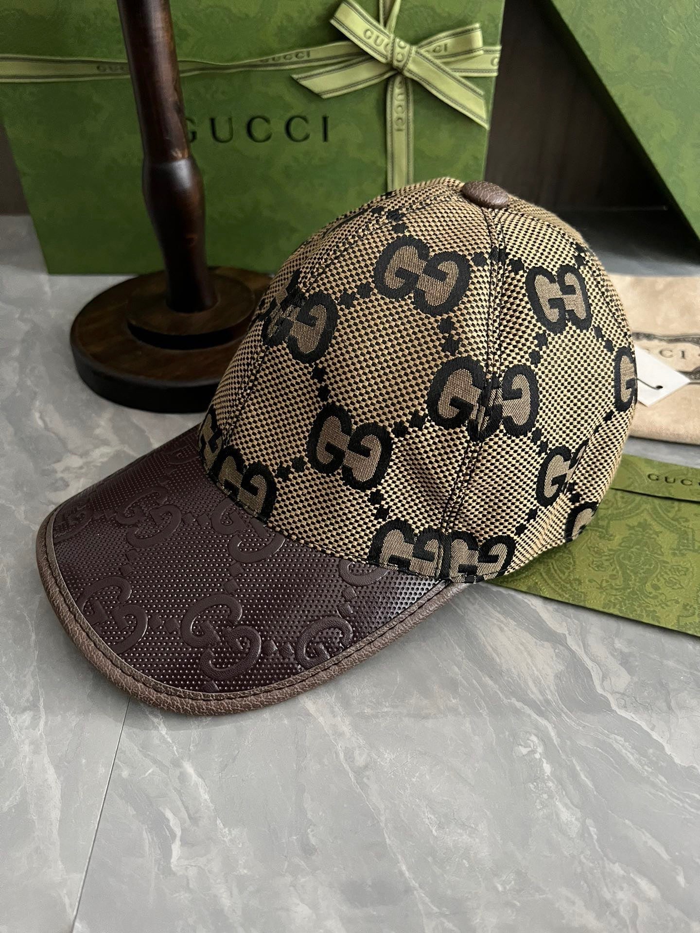 Celine Triomphe Baseball Cap in Cotton – Chalk & Black