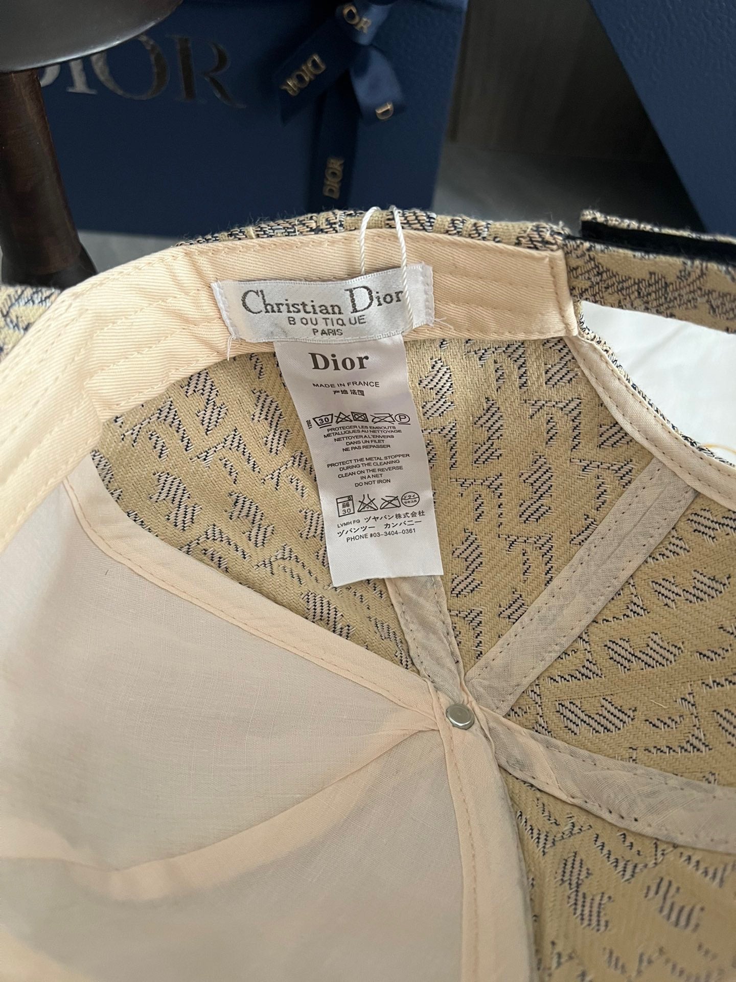 Dior Oblique Baseball Cap with Gold Script Embroidery – Beige & Grey Edition
