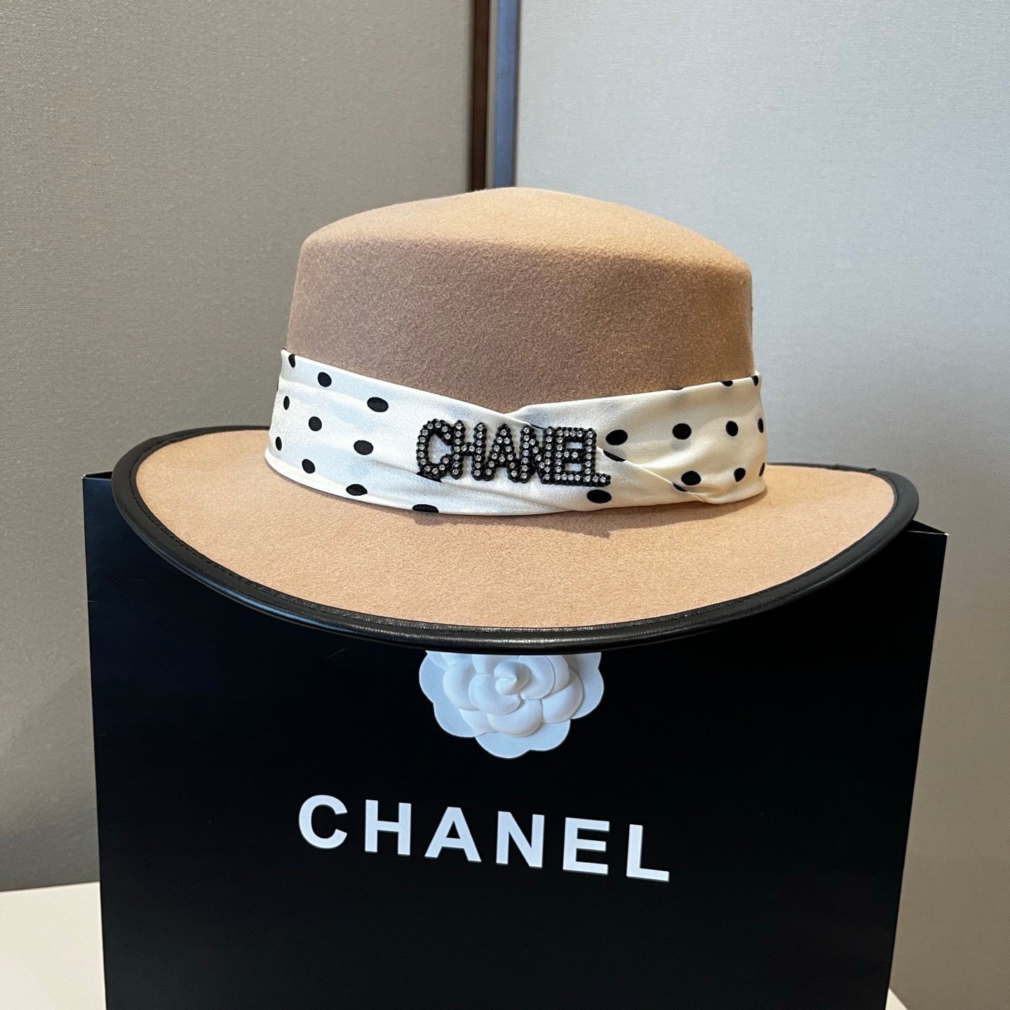 Chanel Boater Hat in Beige Wool Felt & Polka Dot Silk
