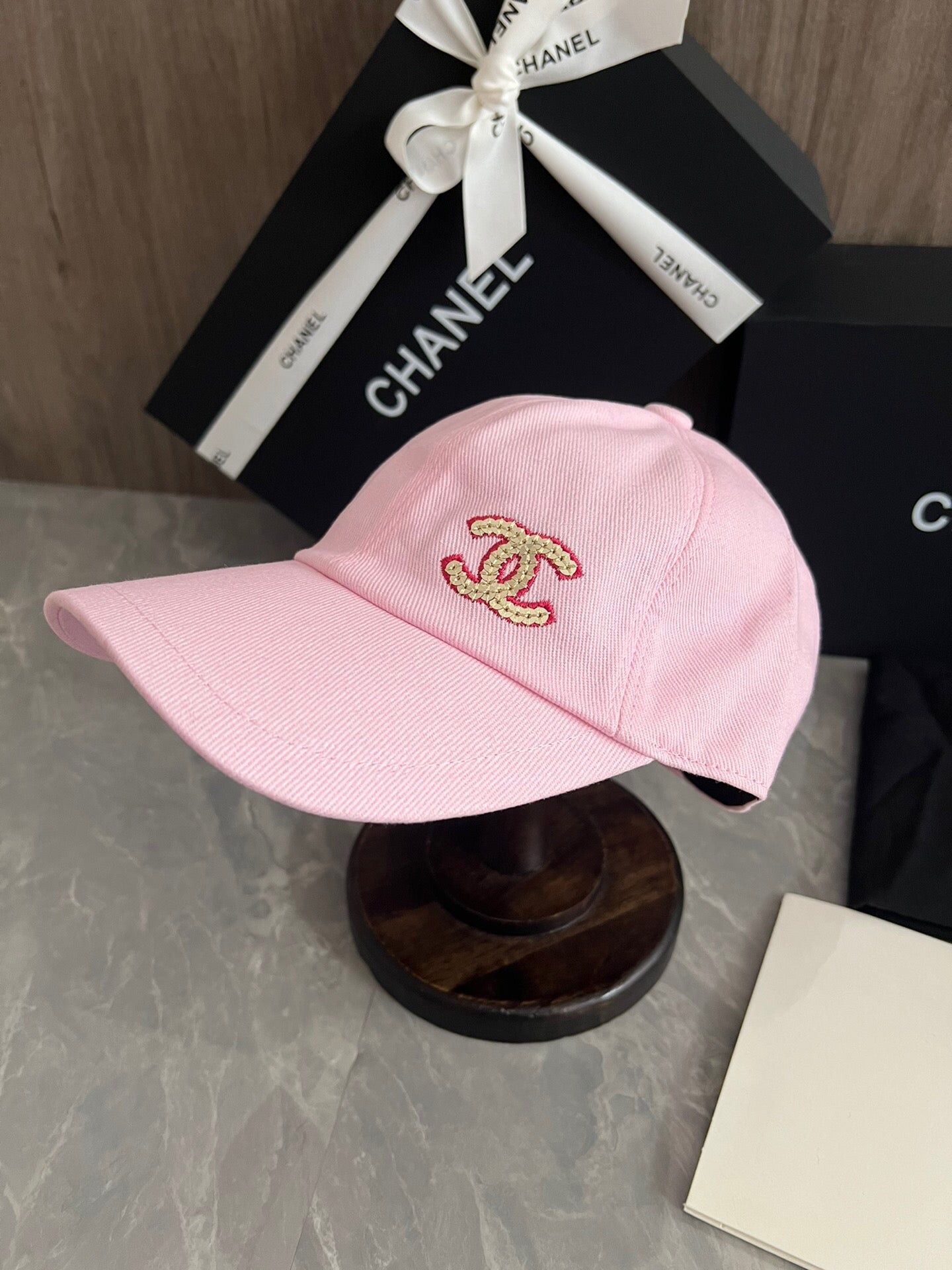 Chanel CC Strass Logo Baseball Cap – Candy Pink