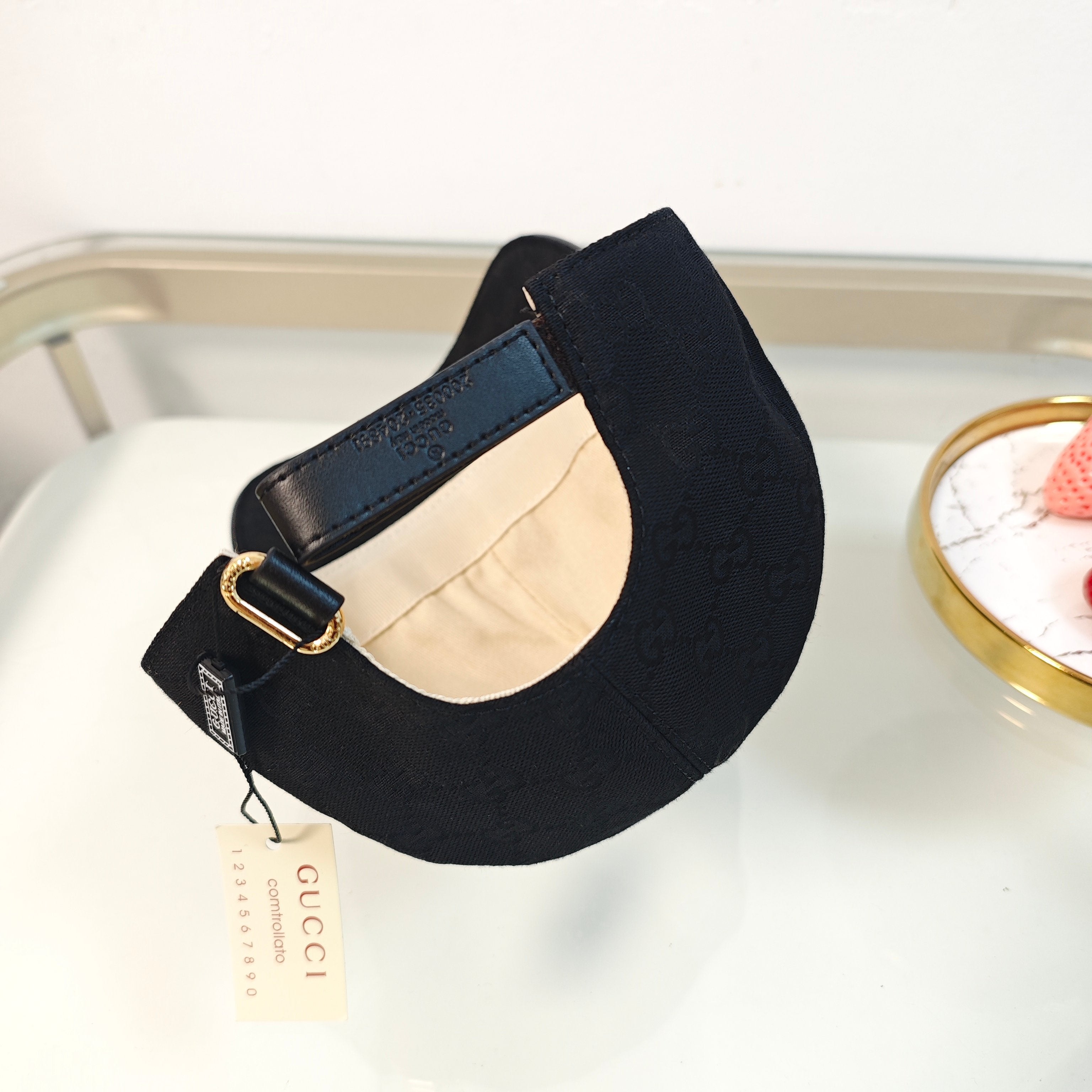 Gucci GG Canvas Baseball Cap